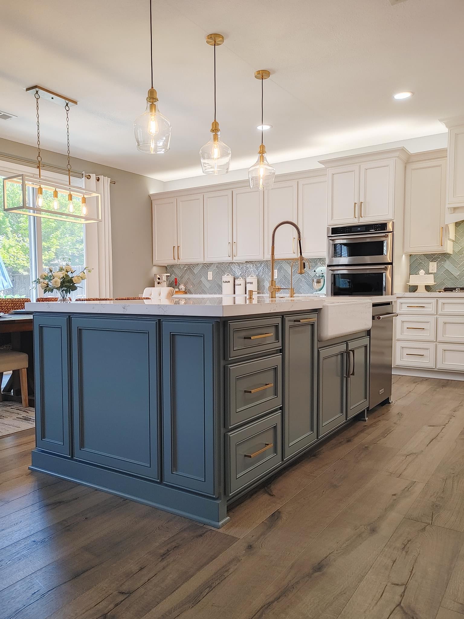 warm neutral kitchen design